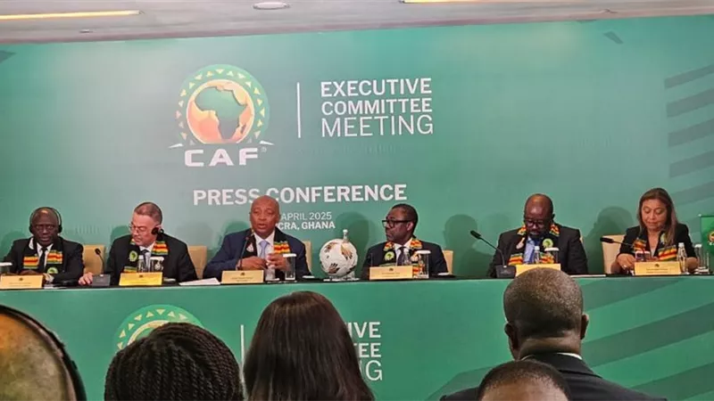 فوزي لقجع نائبا أولا لرئيس الكونفدرالية الإفريقية لكرة القدم CAF