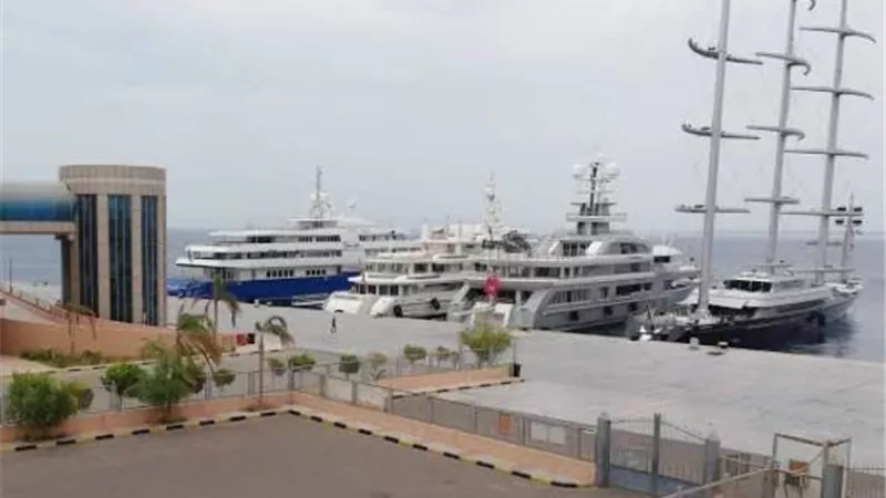 إعادةفتح ميناءالغردقة البحرى وانتظام الحركة الملاحية البحر الأحمر