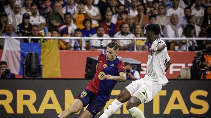 كلاسيكو برشلونة وريال مدريد .. نهاية الشوط الإضافي الأول (2-2)