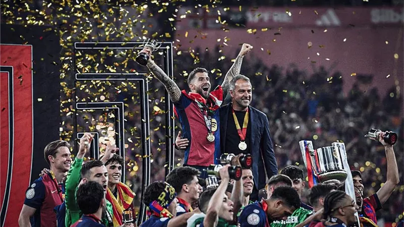 فليك بعد التتويج بكأس ملك إسبانيا أمام ريال مدريد: فخور بفريقي