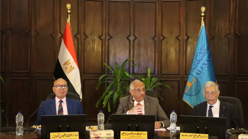 جامعة الإسكندرية يناقش مقترح بتطوير نظام تقويم الطلاب ذوى الهمم
