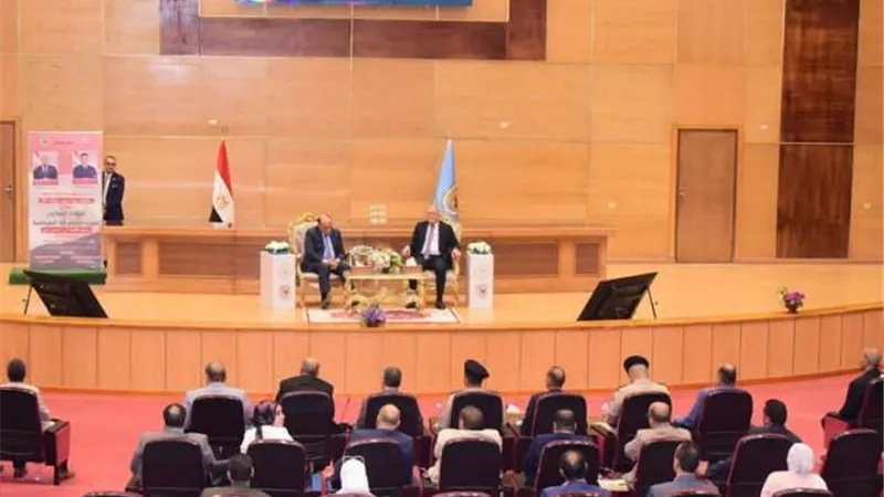 فرج: الدولة ضخت في سيناء 1,2 تريليون جنيه في تنفيذ مشروعات تنموية