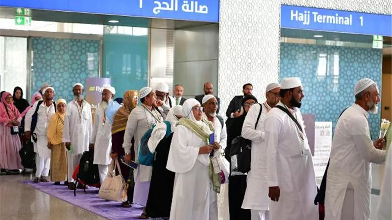 بدء وصول أولى رحلات الحجاج لمطار المدينة المنورة