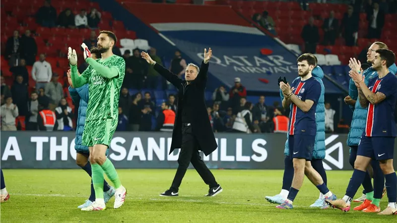 قائمة باريس لمواجهة أرسنال غدا فى دورى أبطال أوروبا