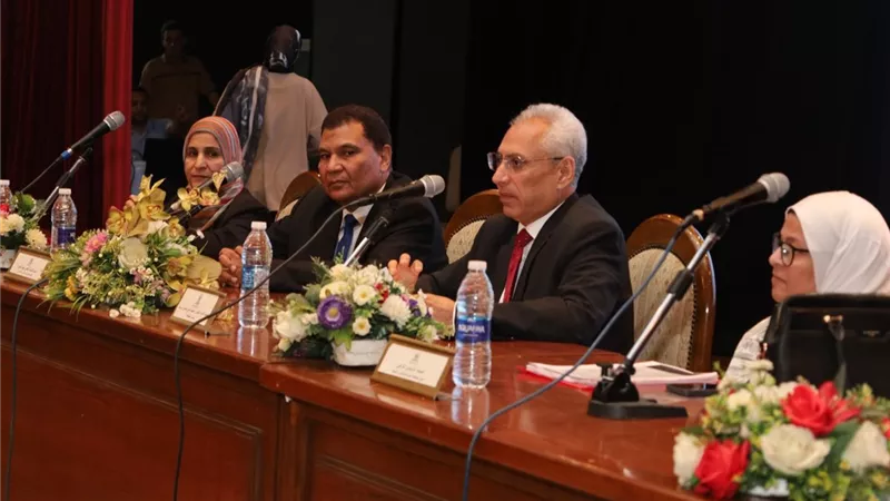 رئيس جامعة المنيا يعلن 45 مليون جنية أرباح صندوق التأمين