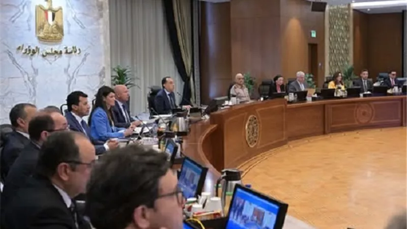 تنفيذًا لتوجيهات الرئيس.. مجلس الوزراء يوافق على مشروع قانون 