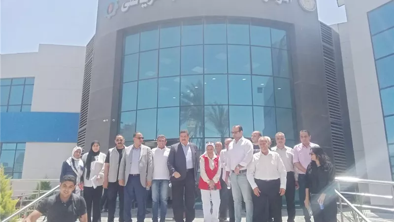 لجنة من وزارة الرياضة تتفقد المنشآت المرشحة للبدء في إنشاء مركز الأداء العالي