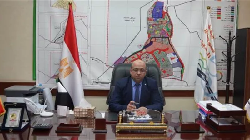 رئيس جهاز سوهاج الجديدة يكشف عن أحدث مشروعات الطرق بالمدينة.. صور