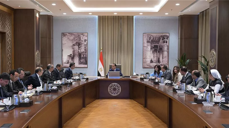 رئيس الوزراء يترأس اجتماع اللجنة العليا لضبط الأسواق وأسعار السلع