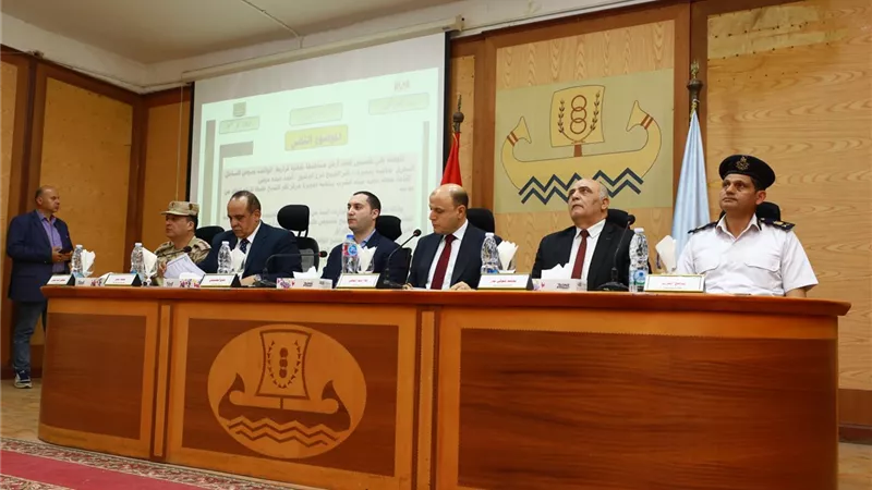 تنفيذى كفر الشيخ يناقش الموضوعات والقرارات الخدمية والتنمويه