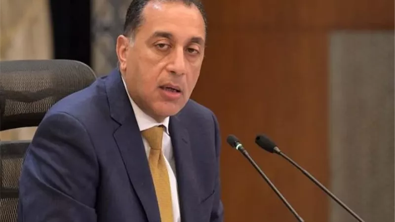رئيس الوزراء يتابع حادث كسر خط غاز بمدينة السادس من أكتوبر