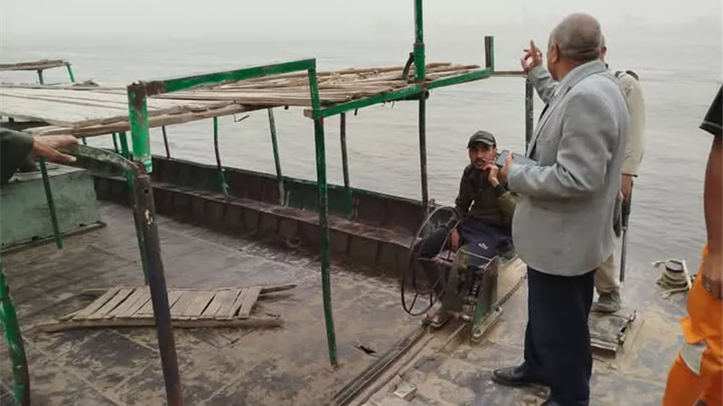 وقف تشغيل المعديات النيلية بقرى قنديل وتل العمارنة بالمنيا