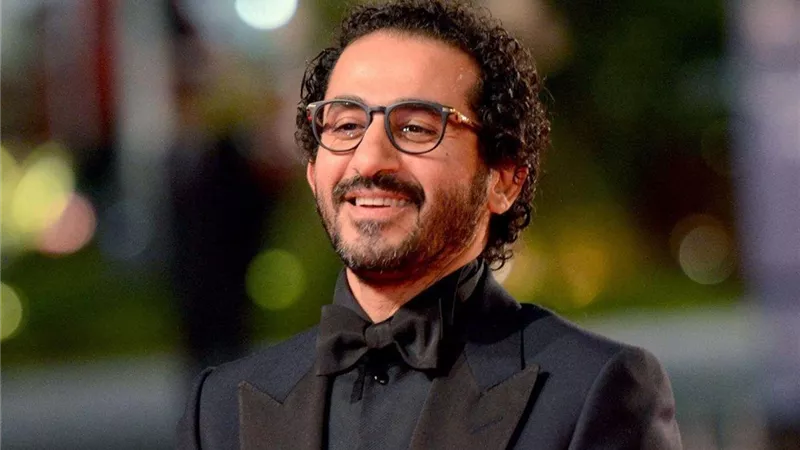 أحمد حلمي يهدي تكريمه فى مهرجان مالمو للسينما العربية لـ 4 نساء بحياته