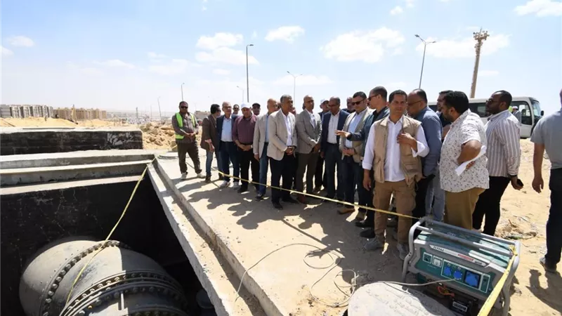 وزير الإسكان:لا انقطاع للمياه بعد تنفيذ هذا الخط بالقاهرة الجديدة