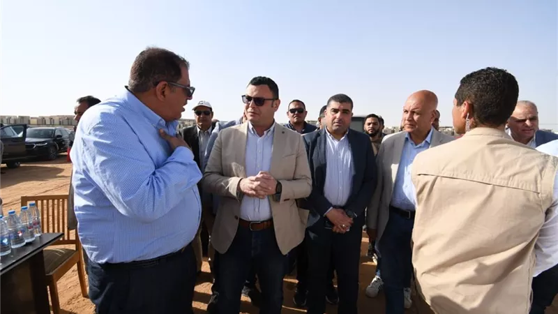 الشروق تشهد طفرة في المرافق.. والوزير يراجع التنفيذ