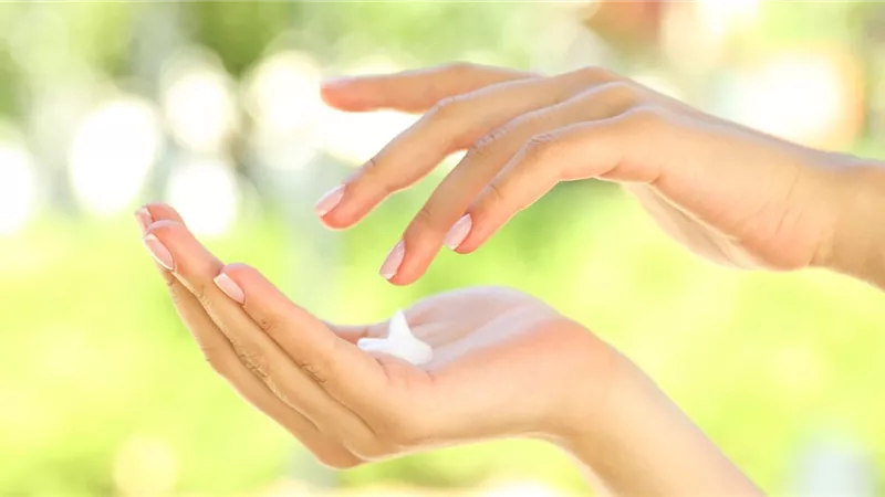 خطوات هامة للعناية بجمال يدك