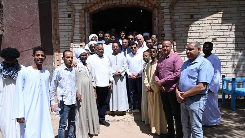 وزير الشباب يلتقي مشايخ العبابدة بأسوان لبحث تطوير البنية الرياضية