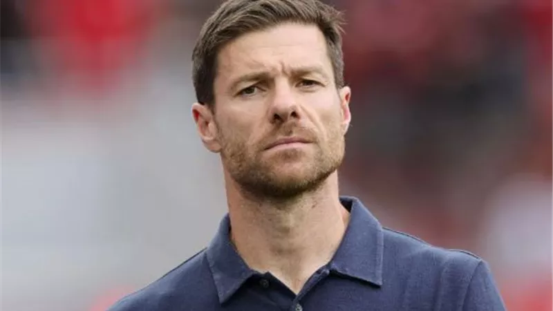 ألونسو علي اعتاب تدريب ريال مدريد خلفا لأنشيلوتي