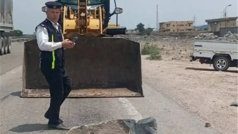 محافظ دمياط يتابع إجراءات التعامل مع حادث على طريق دمياط/ بورسعيد