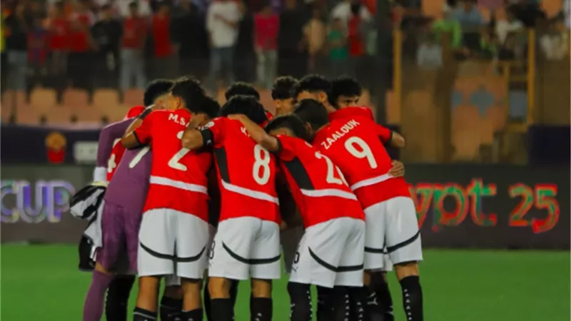 عبدالله وخضر يقودان الهجوم.. تشكيل منتخب مصر للشباب أمام زامبيا