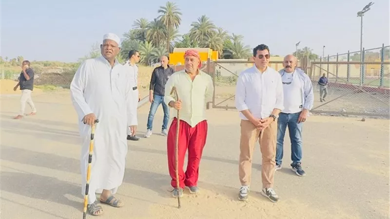 وزير الرياضة يتفقد مركز شباب غرب سهيل بأسوان