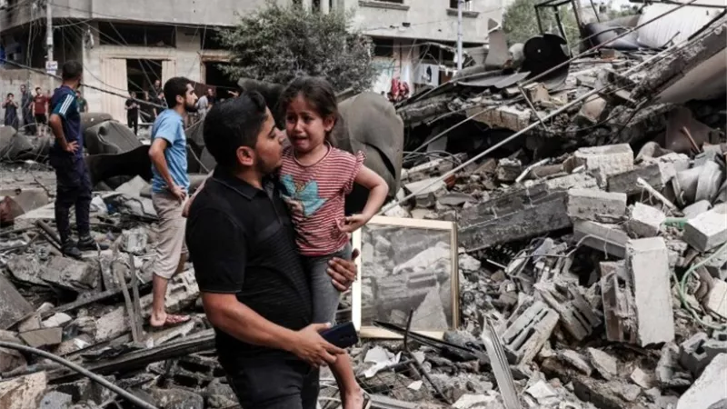 استشهاد 3 فلسطينيين وإصابة آخرين في قصف إسرائيلي على مدينة غزة