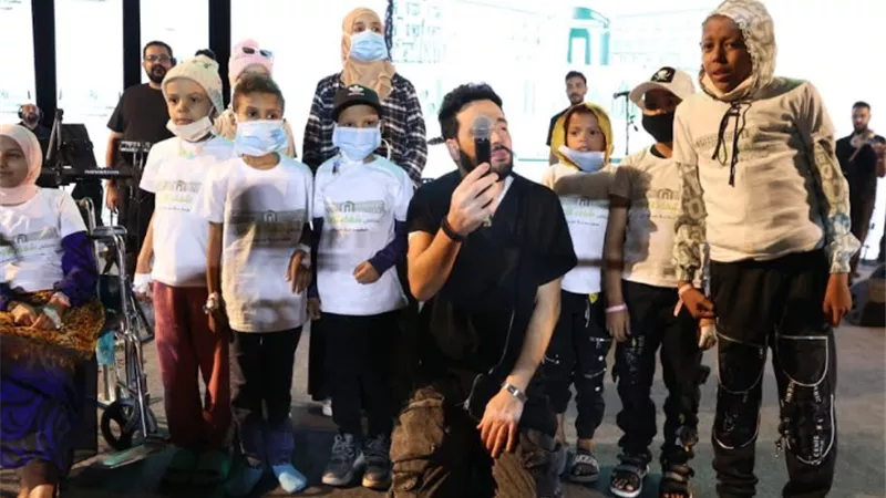 رسالة حب وأمل من الفنان رامى جمال للأطفال مرضى السرطان