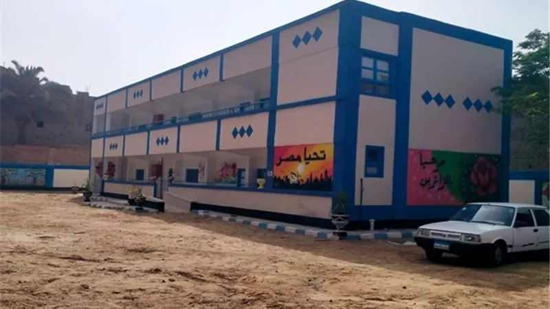 إحلال جزئي وصيانة بمدرسة المنشأة الكبرى الابتدائية بمركز القوصية