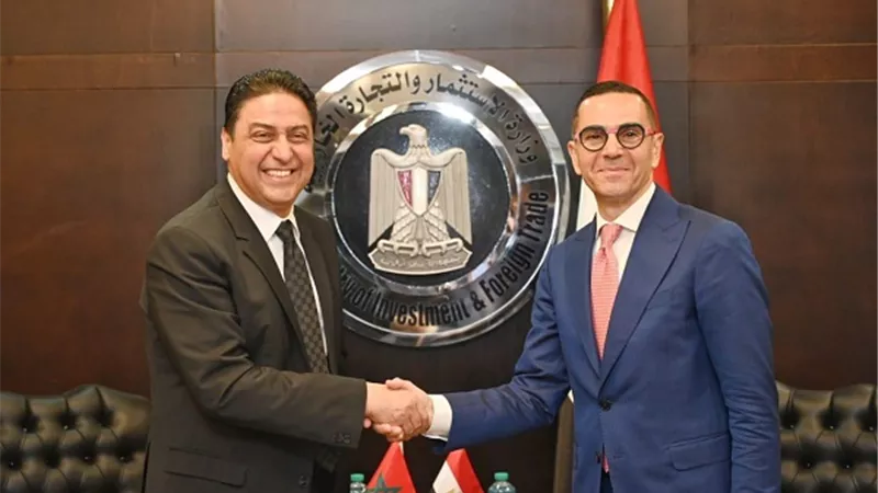 وزير الاستثمار يستقبل وزير التجارة الخارجية المغربي
