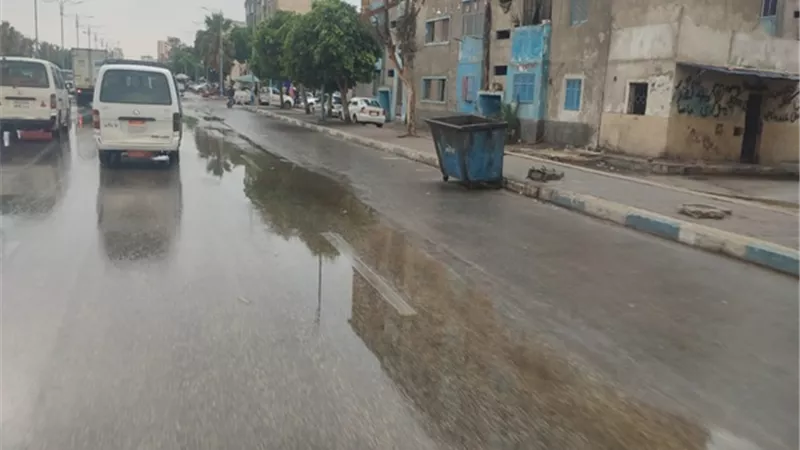 أمطار متفاوتة الشدة في السويس وانتظام الملاحة بالموانئ