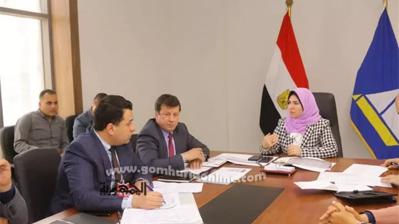نائب محافظ دمياط تتابع ملف التصالح بمخالفات البناء