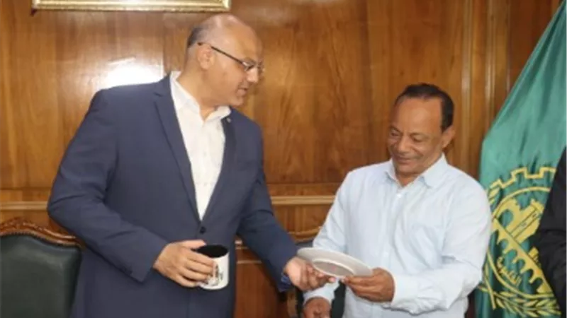 محافظ القليوبية: عمال مصر كانوا ولا يزالون الركيزة الأساسية في مسيرة البناء والتطوير
