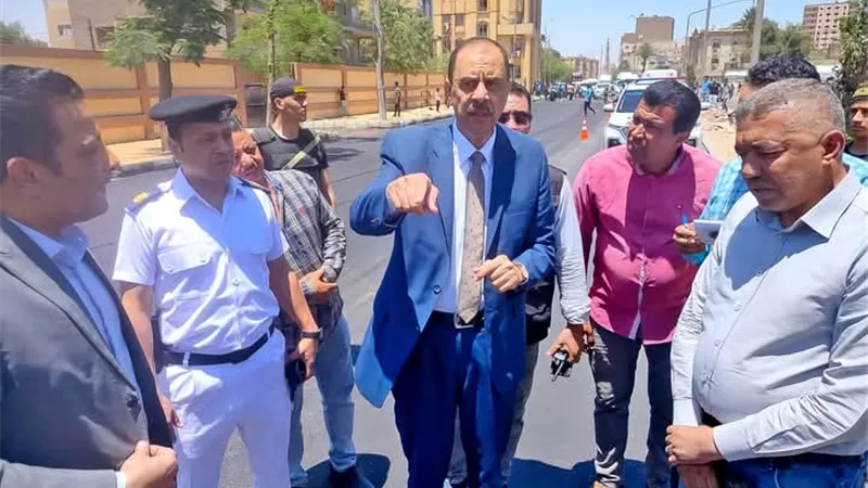 محافظ سوهاج يتفقد أعمال الرصف والتطوير بمدينة المراغة وشارع أسيوط