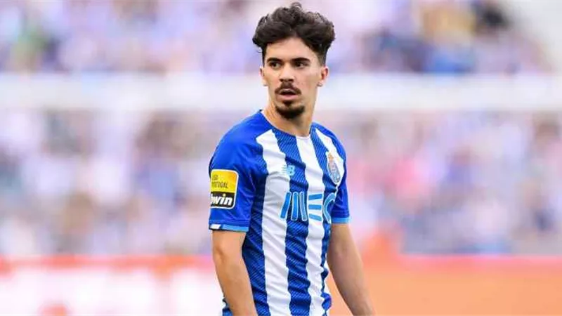 شاهد .. 3 أهداف مثيرة فى مواجهة ميلان وجنوى بالدورى الإيطالى