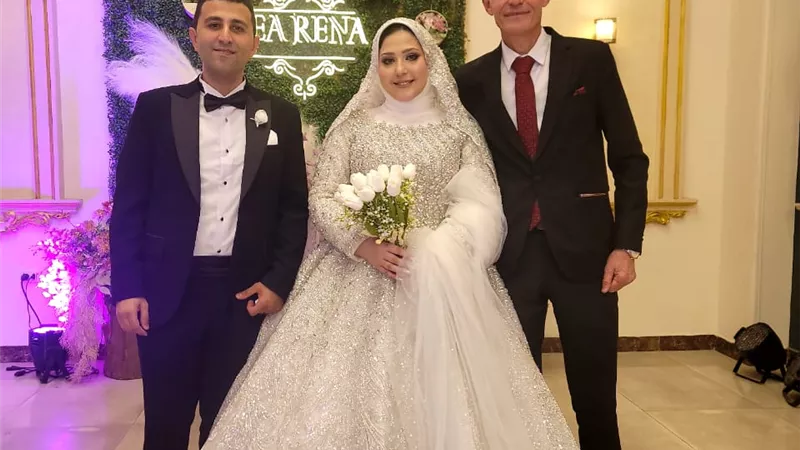 ضيف ••• يهنئ شعبان ، وعبدالمجيد حفل الزفاف