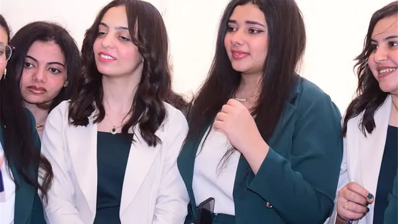مستحضرات طبيعية لعلاج الاكزيما والصدفيه بكلية الصيدلة
