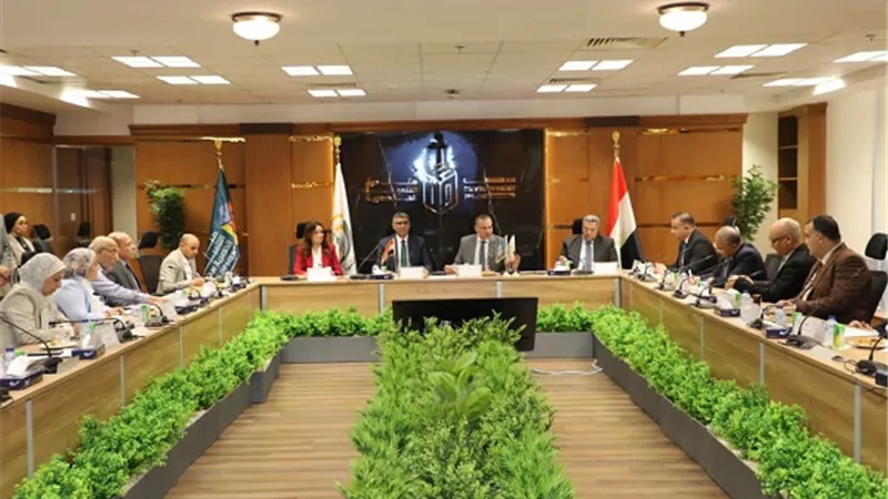 صندوق التنمية الحضرية يستقبل محافظ الجيزة لبحث تعزيز التعاون