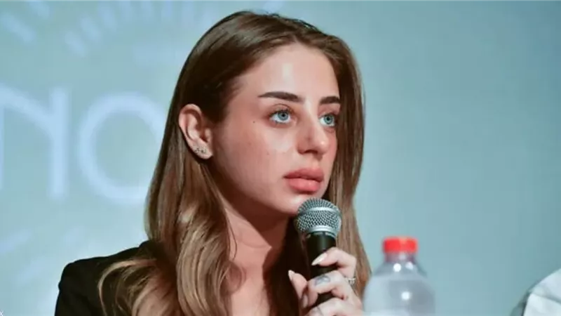 هذا هو الفرق بين المبادئ والاحتلال