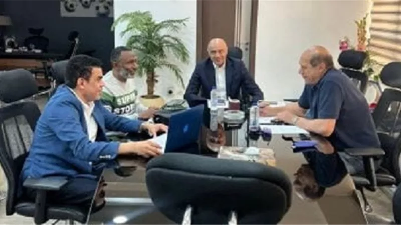 علاء نبيل يجتمع بـ الكاس لماقشة إستعدادات منتخب مصر تحت 17 عامًا