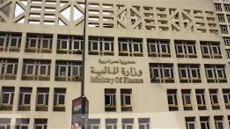 اتحاد الصناعات يشيد بـ