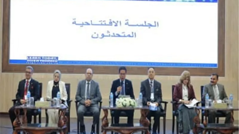 افتتاح مؤتمر طلاب الدراسات العليا للعلوم التطبيقية بجامعة بنها