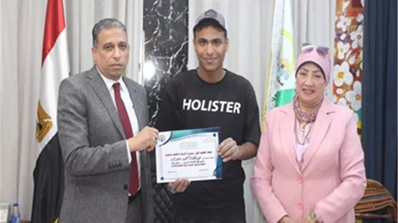 تكريم طلاب الدمج بالتعليم الفني في الجيزة