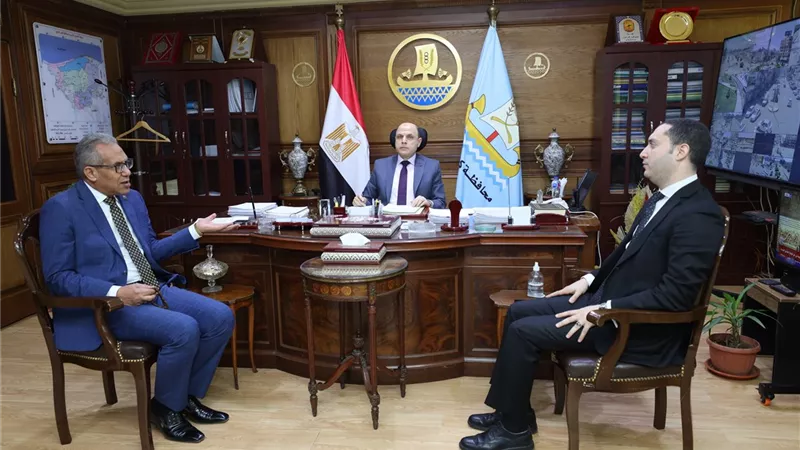 محافظ كفرالشيخ يناقش مشاكل الدوائر مع أعضاء مجلسي النواب والشيوخ