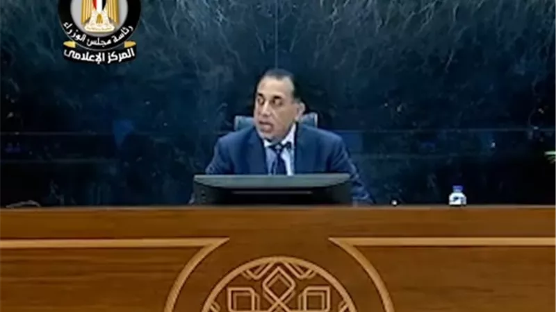 مدبولي: سيتم الإفصاح عما تصل إليه التحقيقات بشأن البنزين
