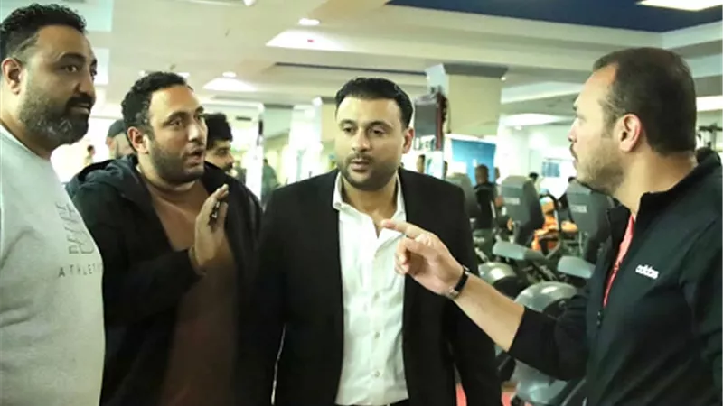 الدكتور عمر الغنيمي يتفقد الجيم الدولي قبل غلقه لأعمال الصيانة