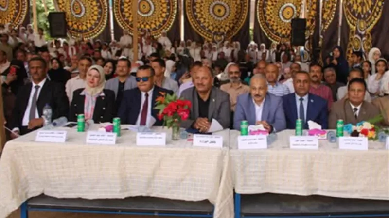 وكيل وزارة التربية والتعليم راعي حفل ختام الانشطه بأبو قرقاص