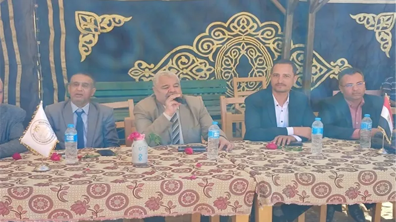 وكيل تعليم الأقصر يناقش الاستعدادات لامتحانات نهاية العام
