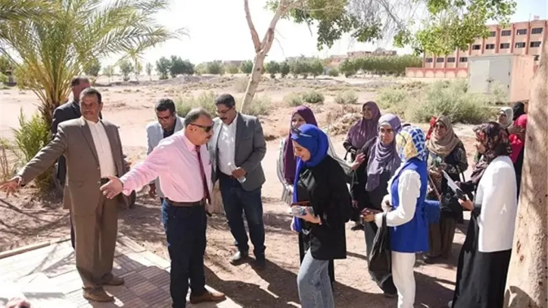 جامعة الوادي الجديد تواجه الأمية بندوة توعوية شاملة في قرية ناصر