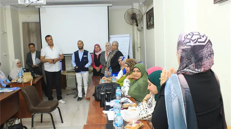 لقاء توعوي لمعلمات التعليم المجتمعي بسوهاج عن الهجرة غير الشرعية