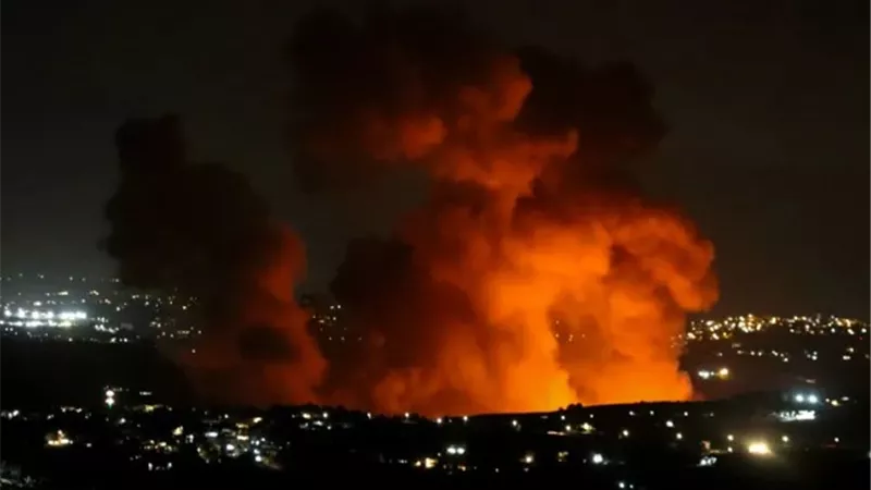 الجيش الإسرائيلي يهاجم موقعا عسكريا تابعا لحزب الله جنوبي لبنان